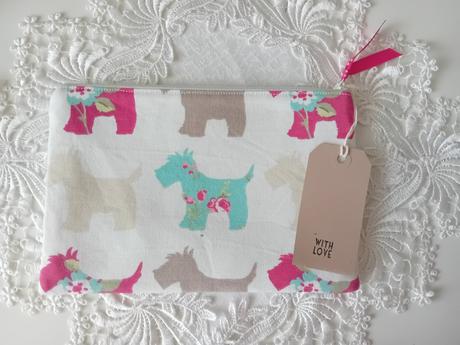 Kozmetická taštička / taštička pre potešenie, 