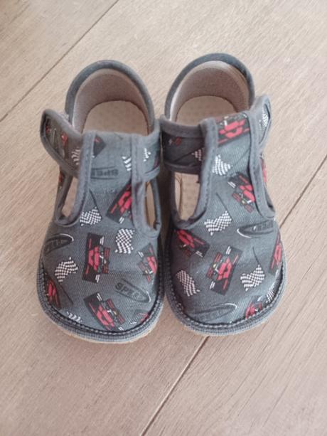 Beda papucky w velkost 22, beda,22