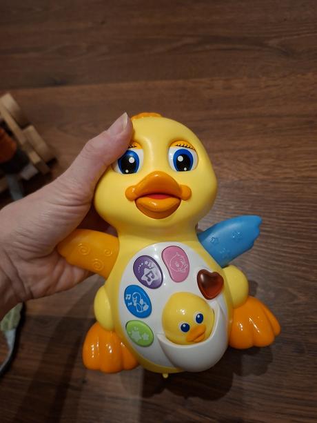 Hola interaktívna tancujúca kačička, 