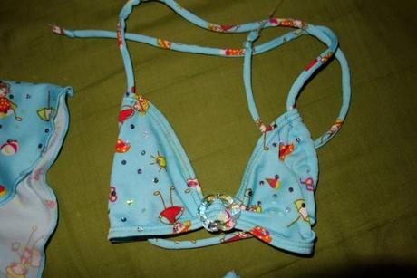 Plavky s dievcatkami, 104