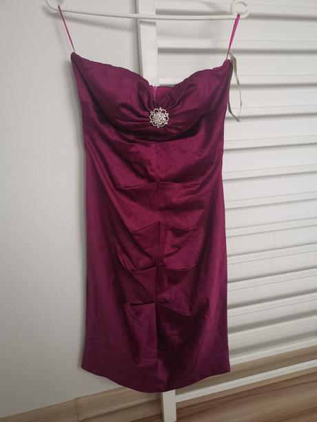 Spoločenské šaty, l