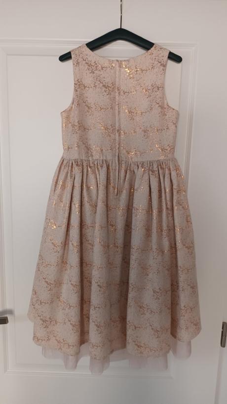 Šaty s bolerkom, 146