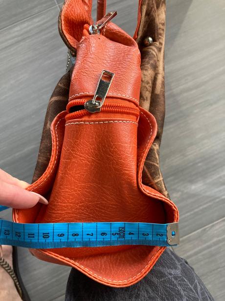 Dámska kabelka oranžová,
