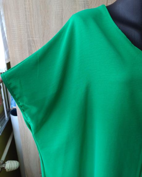 Sýtozelená oversized tunika s gombíkmi, 5xl