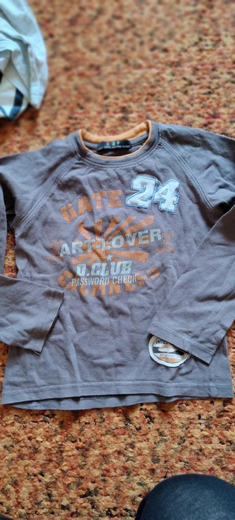 Tričká z dlhým rukávom, 110