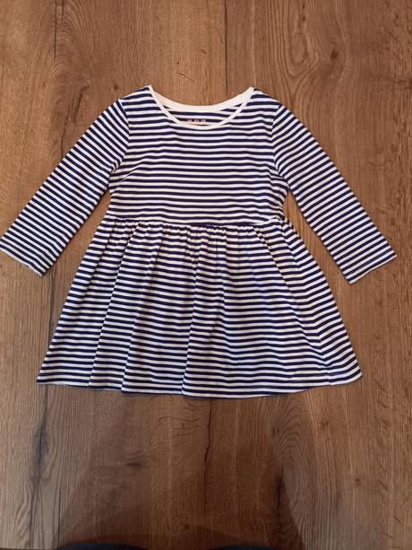 Šaty pre malú princeznú, f&f,92