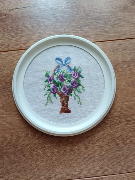 Maly vysivany obrazok,