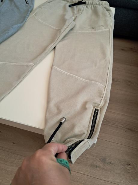 Zara bezove teplaky v.152, zara,152