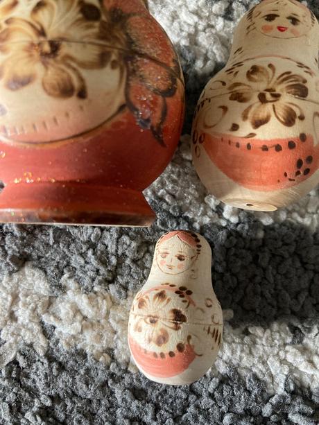 Drevená menšia matrioška, 