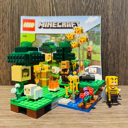Lego minecraft 21165 včelia farma, 