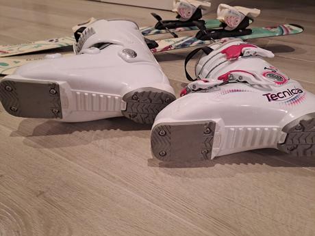 Lyžiarky, tecnica,30