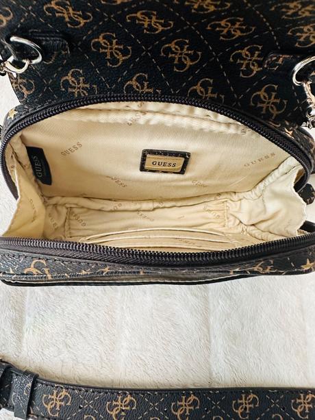 Crossbody a ľadvinka v jednom zn. guess originál, guess