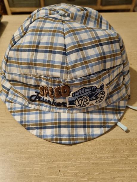 Letná čiapočka, 62