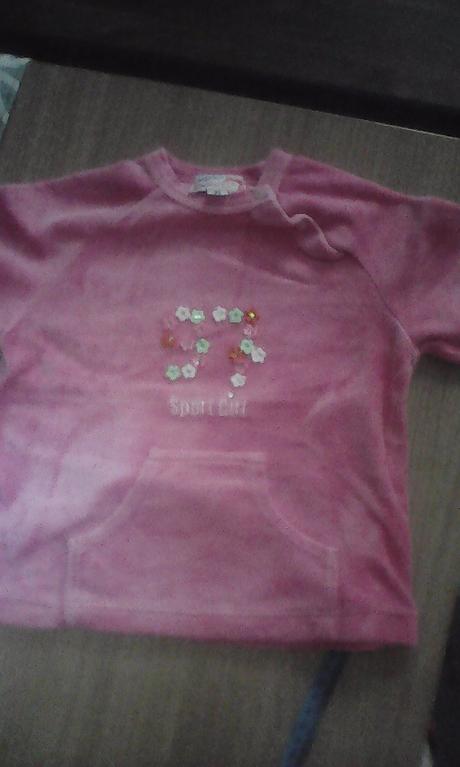 Zamatová mikinka, 92