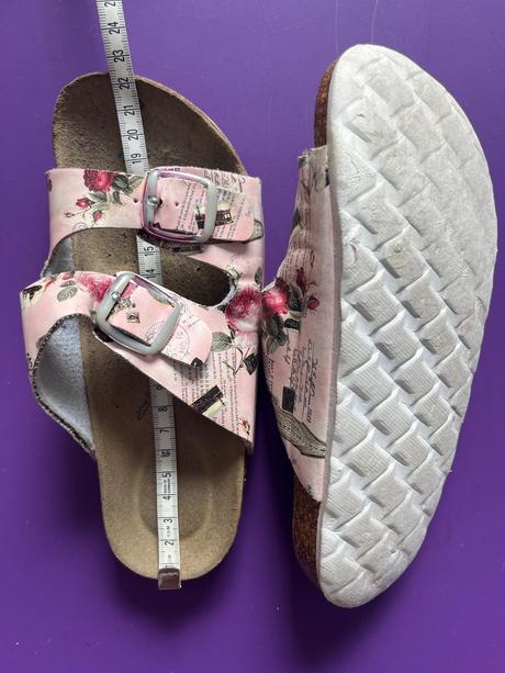 Ružové prezuvky, graceland,33