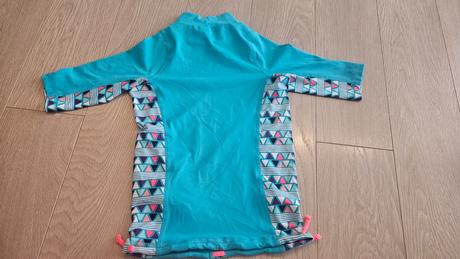 Uv tricko do vody, 134