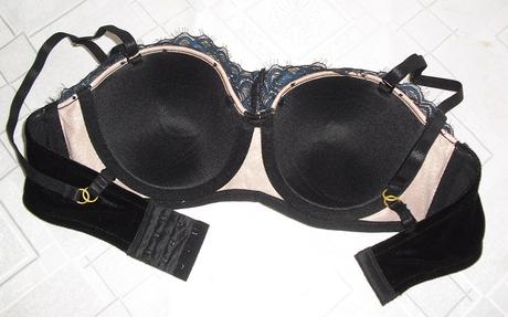 Hunkemoller zamatova luxusna podprsenka, 75b