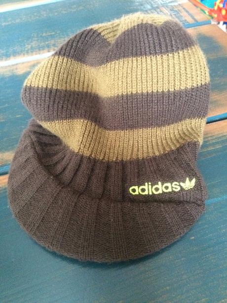 Tepláky, svetrik, crocs, čiapka,,