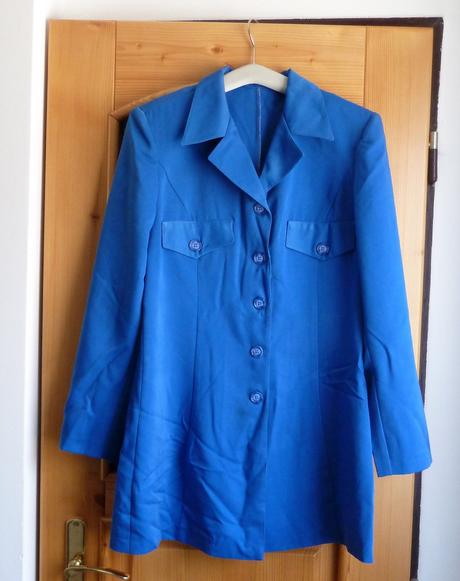 Kvalitne kralovsky modre sacko, l