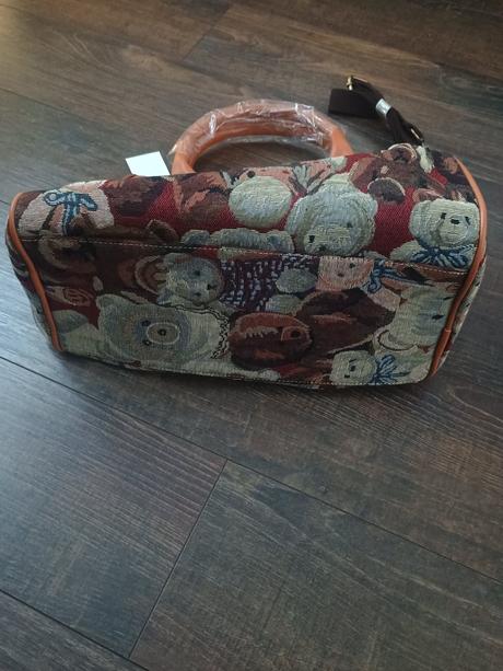 Kabelka bears,