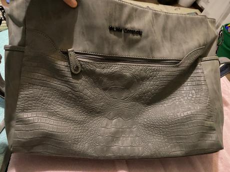 Luxusna prebalovacia taska, little company