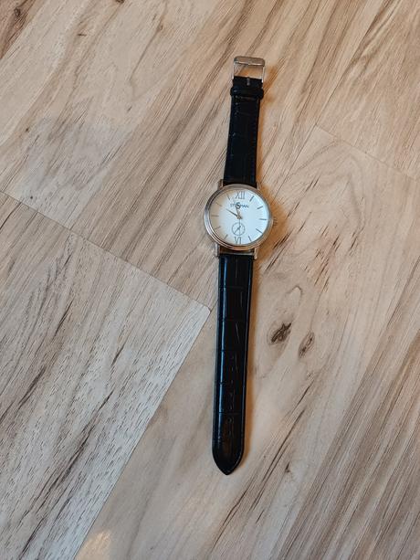 Dámske elegantné hodinky stenson čierny remienok, 