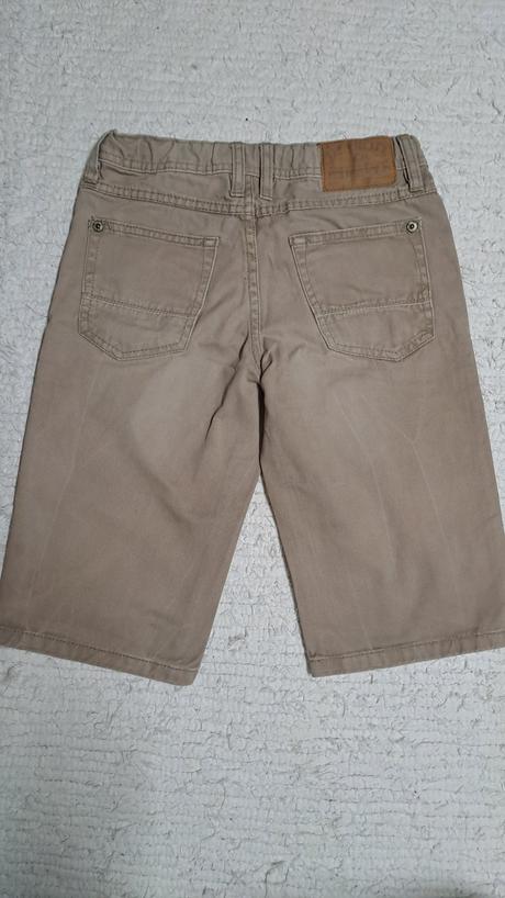 Hnedé krátke nohavice na štýl riflových, c&a,140
