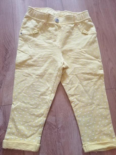 Žlté tepláčky, ergee,86