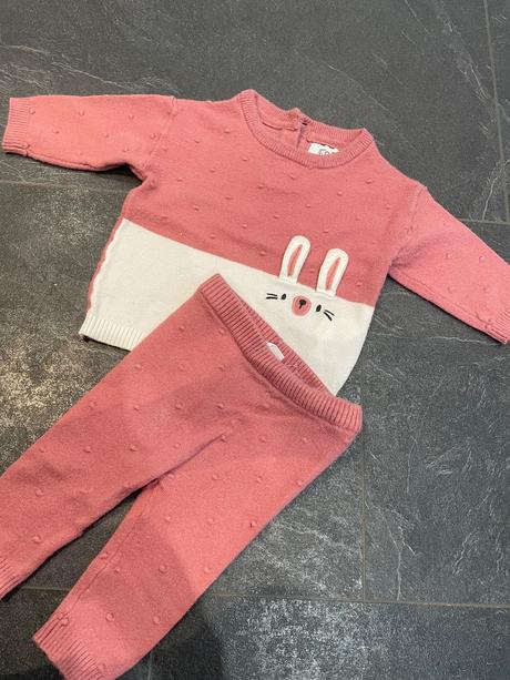 Pletena suprava so zajacom, 62