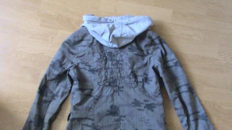 Bundicka, fishbone,xs