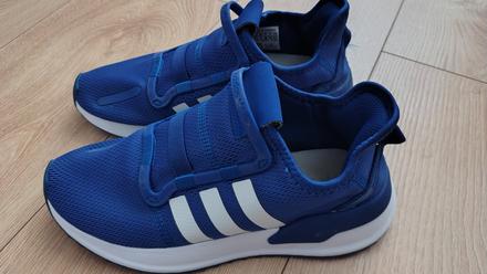 Adidas tenisky, adidas,38