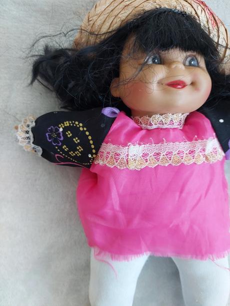 Látková bábika mexičanka,