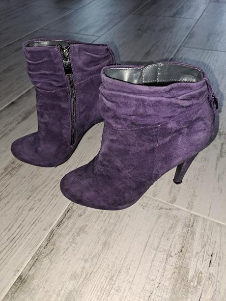 Kotnickove bata topánky, baťa,38