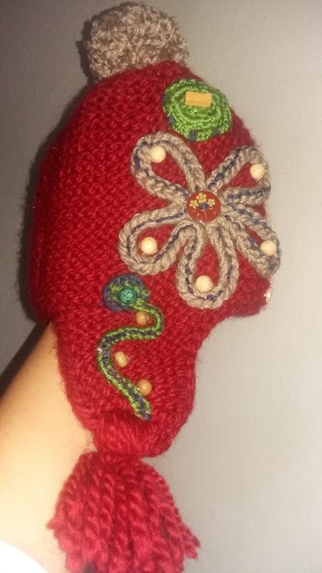 Extravagantná ušianka z merino vlny, l / m