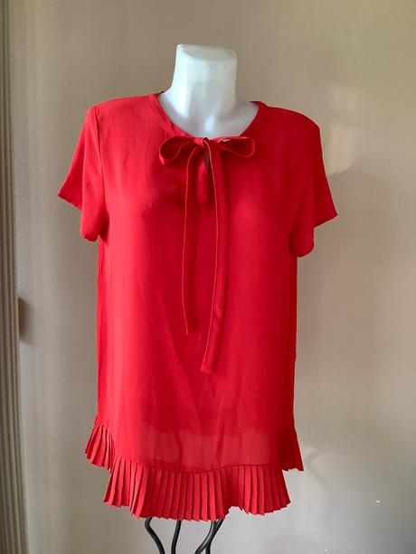 Krasna bluzka/b1, 40