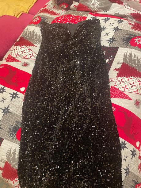 Party saty, reserved,m