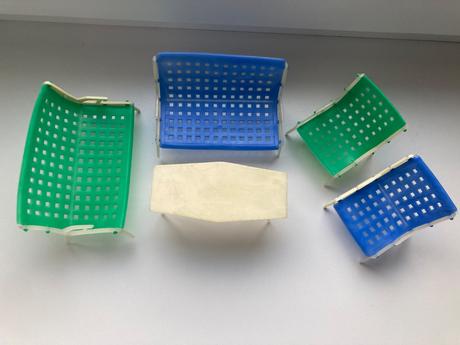 Retro nabytocek chemoplast, 