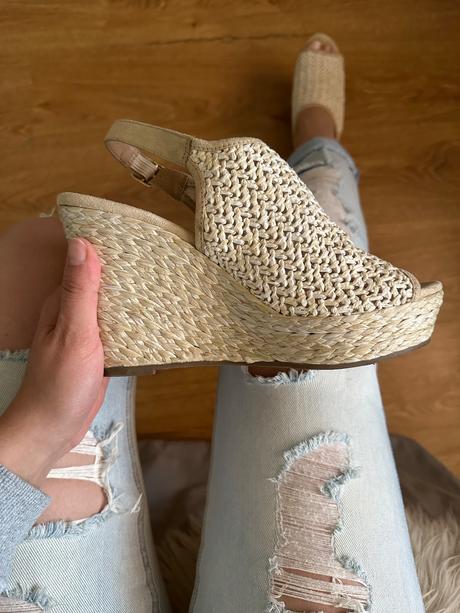 Predám dámske sandále, 38