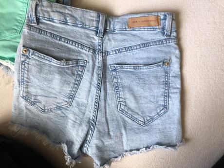 Rifľové šortky, bershka,s