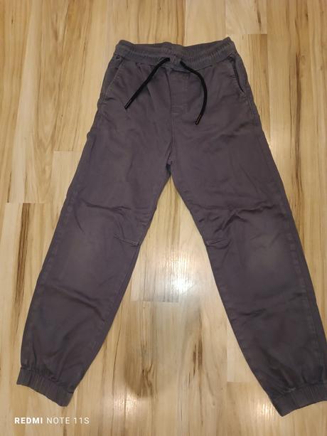 Nohavice veľ.134, chapter young,134