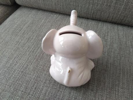 Porcelánová pokladnička - sloník, 
