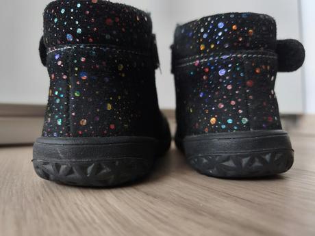 Členkové barefoot jonap pully black bubbles v. 30, jonap,30