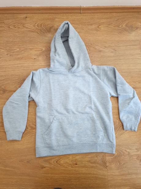 Sivá mikina- v. 122, 122