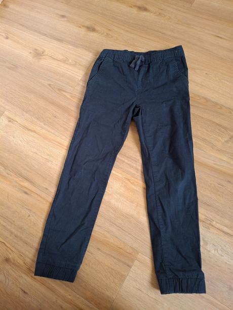 Balík nohavic 134-140, 140–152