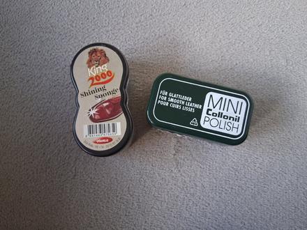 Samoleštiaca hubka na topánky tenisky ako nové,