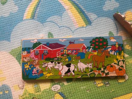 Veľké drevené puzzle,