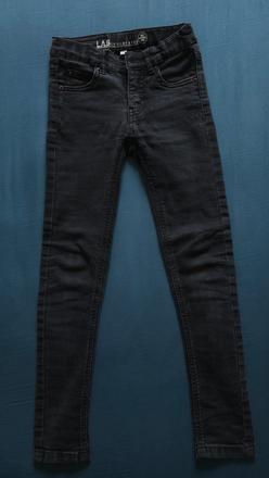 Predám  dievčenské  rifle zn. lab industries, 134