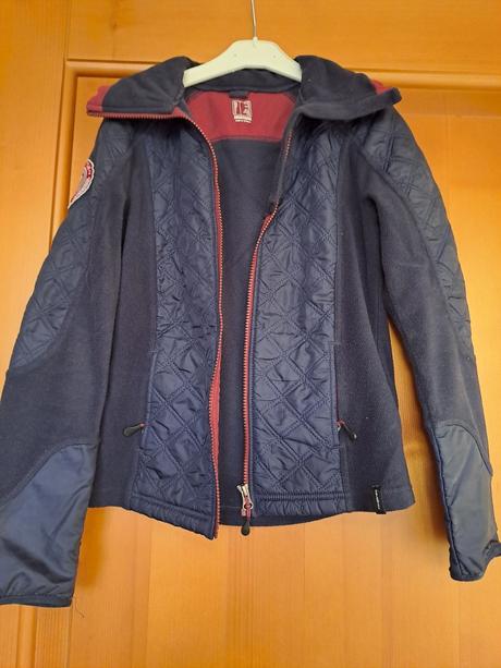 Jazdecká mikina, 152