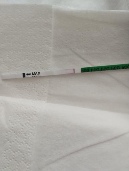 Je tehotenský test pozitívny alebo rozmočený?