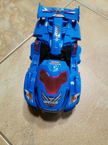 Robotický dino automobil, 